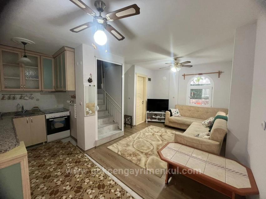 Villa 300 Meters From The Sea In Özdere Ortamahalle Area!!