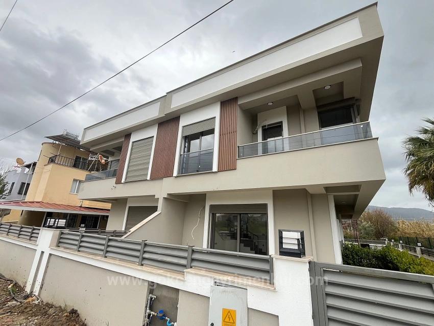 3+1 Villa In Özdere Ortamahalle Area, 300 Meters From The Sea!!!