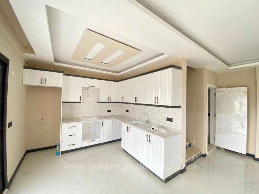 Corner Plot Villa With Large Garden In Seferihisar Cumhuriyet Region!!!!