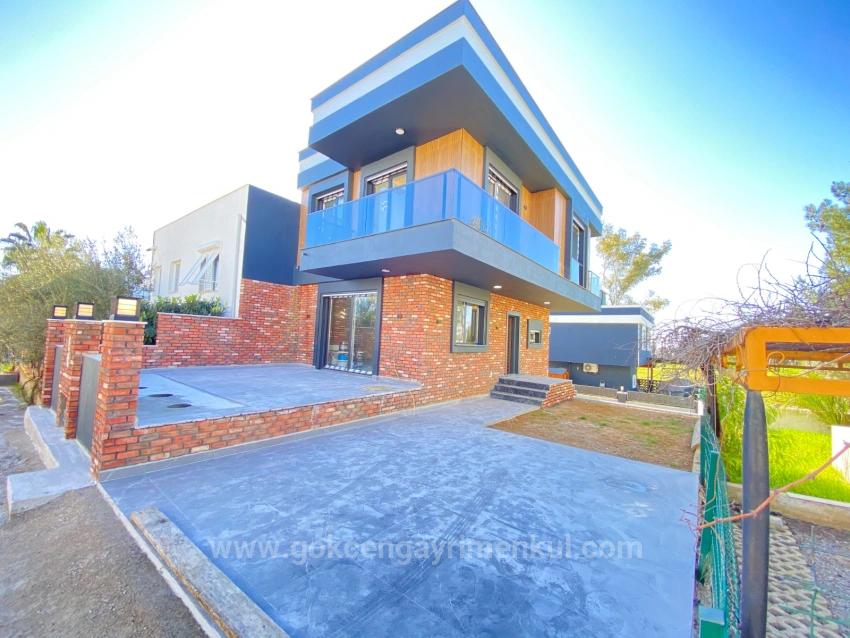 A Spacious, Detached Villa With Smart Systems In The Cumhuriyet Region Of Seferihisar!!!!