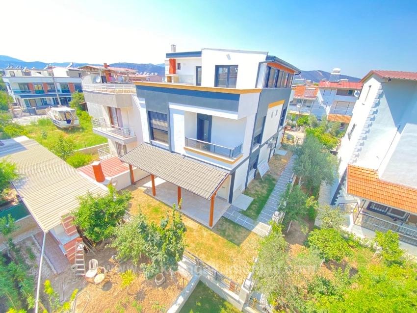 Spacious And Airy Villa Near The Sea In Doğanbey Area!!!