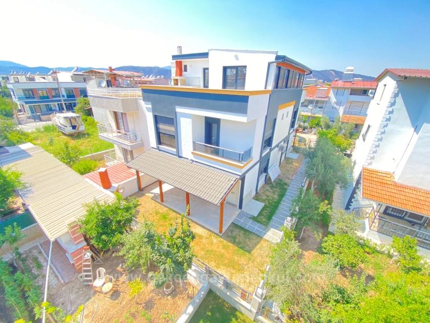 Spacious And Airy Villa Near The Sea In Doğanbey Area!!!