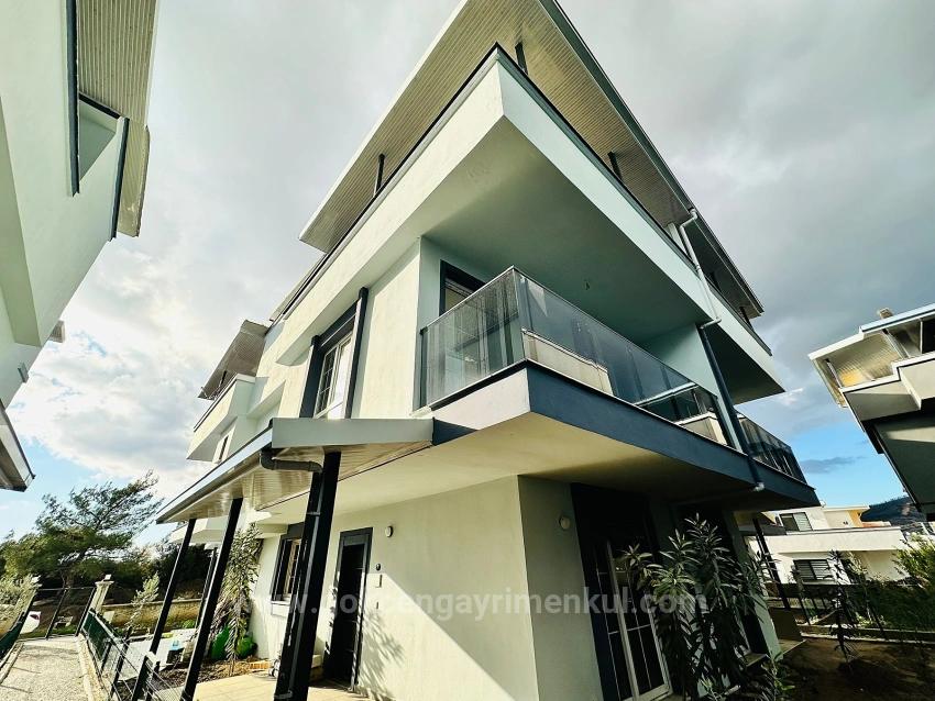 3+1 Villa In Doğanbey Region Of Seferihisar!!!