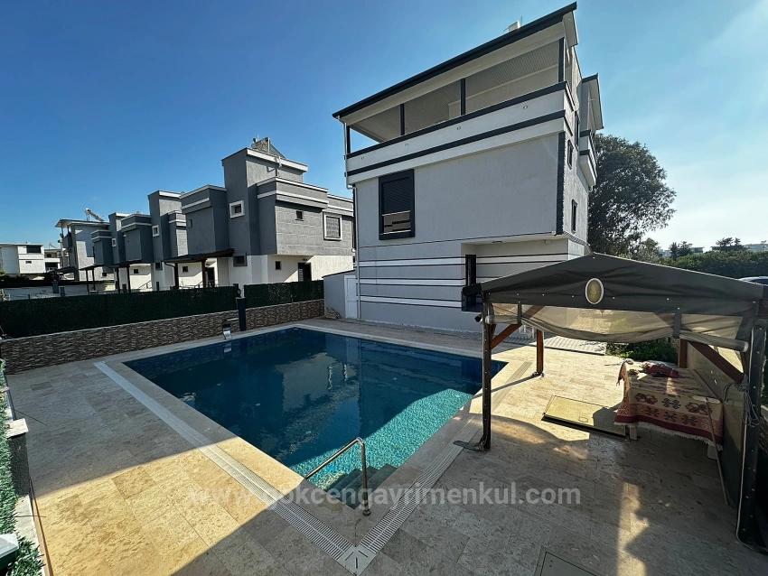 The Only Detached Villa With A Private Pool In The Doğanbey Region Of Seferihisar!!!