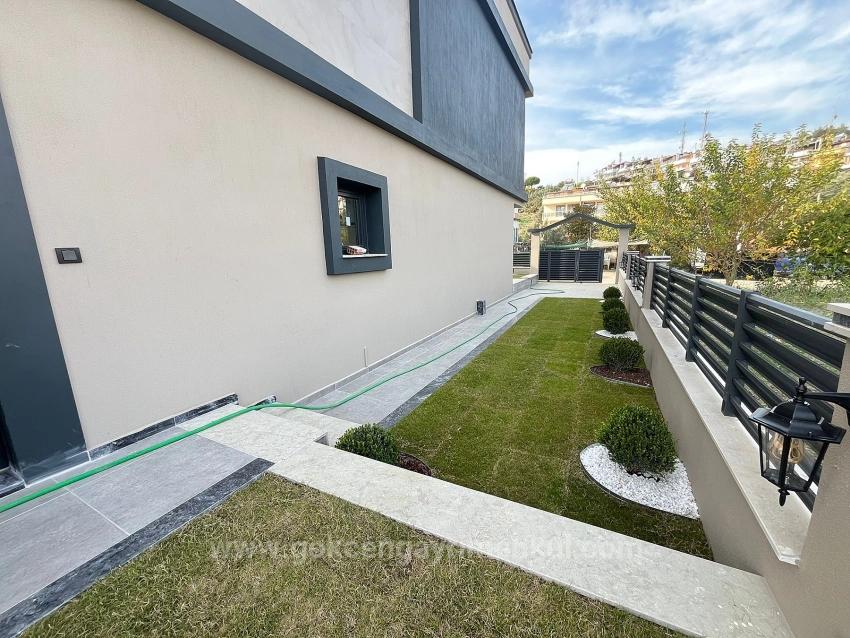 Luxury Villa With Parking, 400 Meters From The Sea In The Gümüldür Region!!!