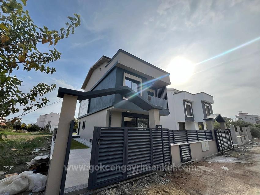 Luxury Villa With Parking, 400 Meters From The Sea In The Gümüldür Region!!!
