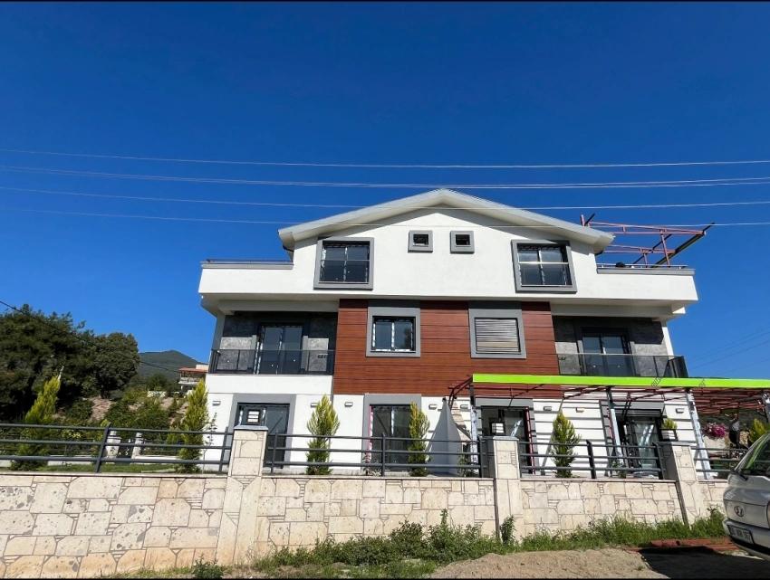 Centrally Located 3+1 Villa With Underfloor Heating In Özdere Çukuraltı Area!!!