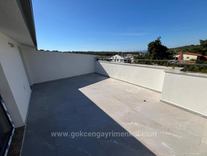 Centrally Located 3+1 Villa With Underfloor Heating In Özdere Çukuraltı Area!!!