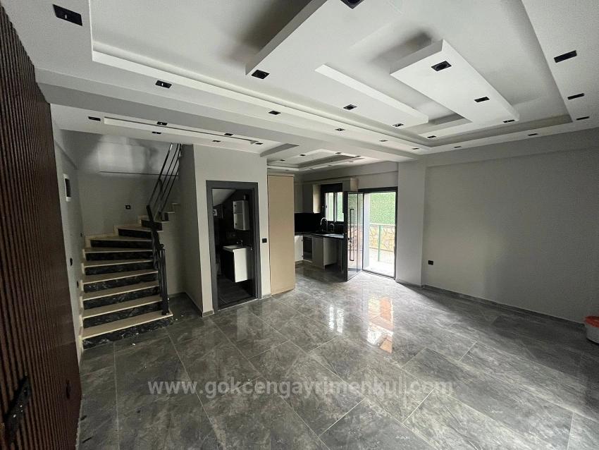 Luxury 3+1 Villa With Spacious Garden, 80 Meters From The Sea In Özdere Ortamahalle!!!