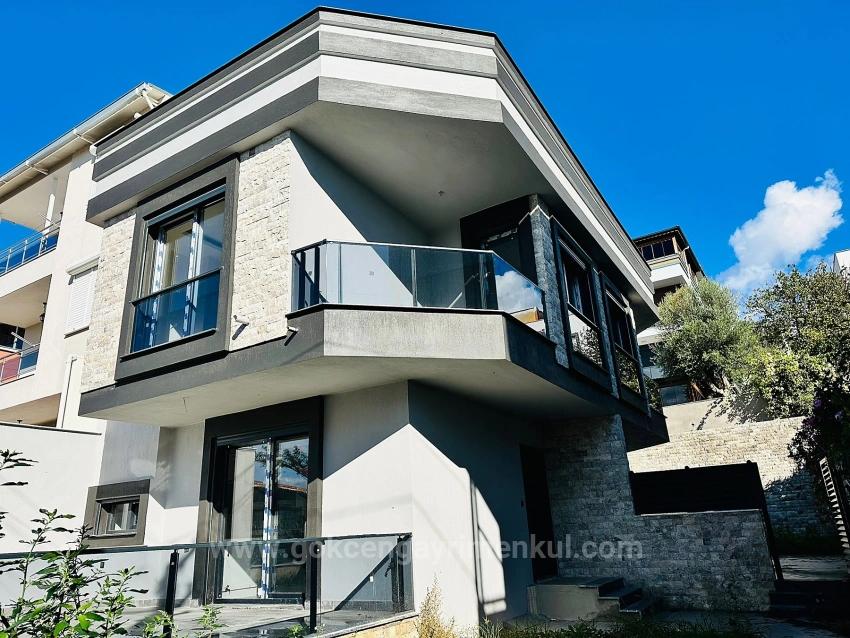 2+1 Villa In Seferihisar Ürkmez Region!!!