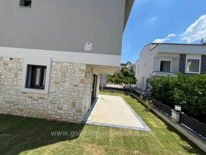 Özdere In Çukuraltın With Spacious Garden Luxury Villa!!!