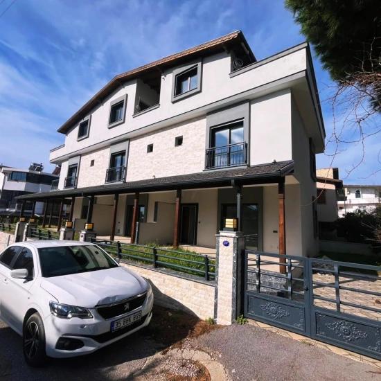 *luxury 3+1 Villa For Sale In A Corner Location In Özdere Orta Mahalle, Requiring No Additional Renovations!