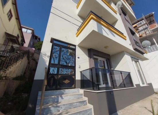 2+1 Apartment For Sale In Gümüldür Area!!