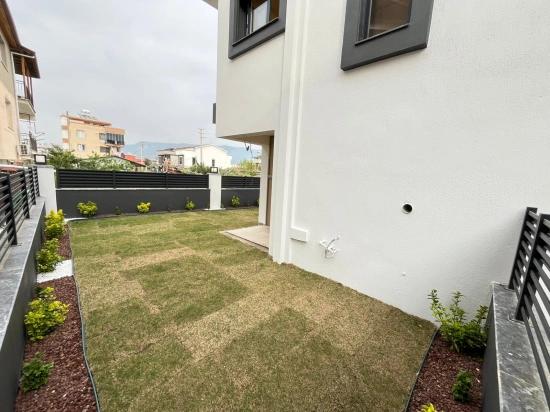 3+1 Villa With Underfloor Heating, 350 Meters From The Sea In Gümüldür Region!!