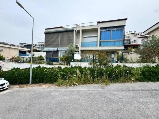 2+1 Duplex Apartment With Sea View In Özdere Çukuraltı Center!!!