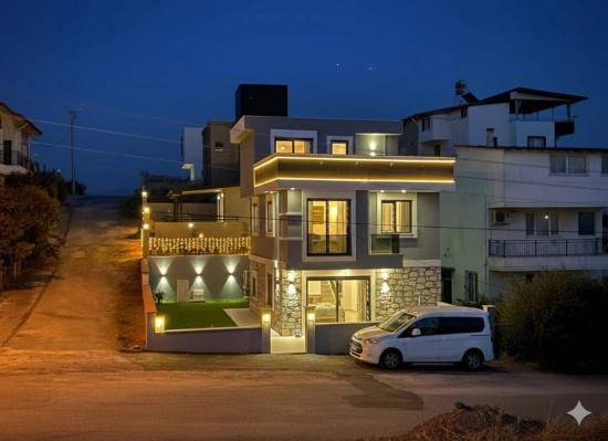 Spacious Detached Villa In Doğanbey Region Of Seferihisar!!!