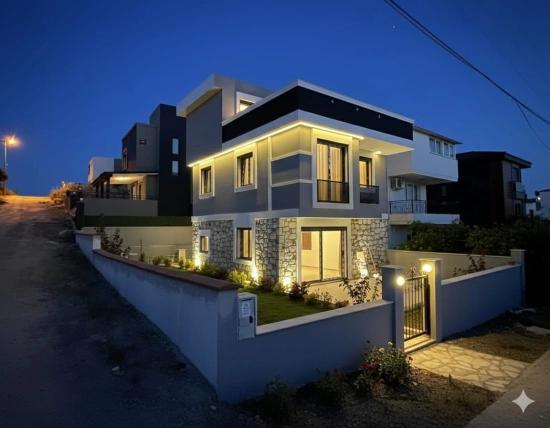Spacious Detached Villa In Doğanbey Region Of Seferihisar!!!