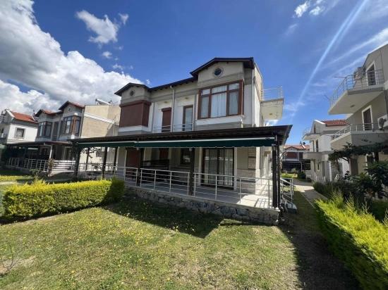 3+1 Villa In A Seaside Complex With Pool In Gümüldür!!!