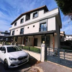 *Luxury 3+1 Villa For Sale In A Corner Location In Özdere Orta Mahalle, Requiring No Additional Renovations!