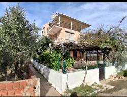 4+1 Bedroom Villa For Sale in Gümüldür Fevzi Çakmak Nbh. Menderes Gümüldür - 180 m²