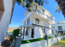 2+1 Bedroom Villa For Sale in Payamlı Nbh. Seferihisar Doğanbey - 135 m²