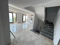 4+1 Bedroom Villa For Sale in Çukuraltı Nbh. Menderes Özdere - 200 m²