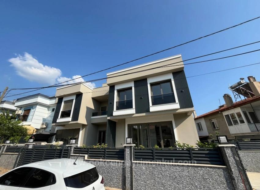 Для Продажи Вилла 3+1 в Orta Menderes Özdere - 200 m²