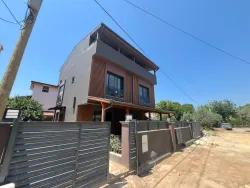 Для Продажи Вилла 3+1 в Çukuraltı Menderes Özdere - 210 m²