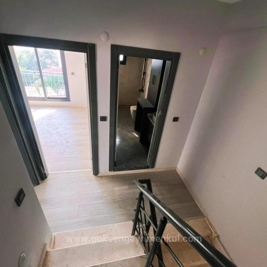 *Özdere Orta Mahalle’de Köşe Konumlu, Masrafsız Lüks Satılık 3+1 Villa!