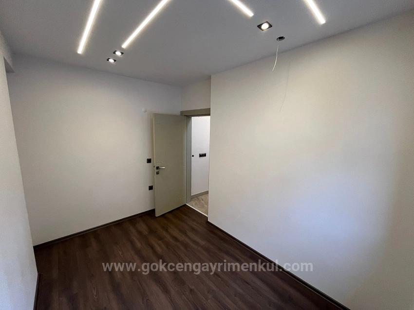 Gümüldür Bölgesinde Denize 350Mt Mesafe'de Yerden Isıtmalı 3+1 Villa!!