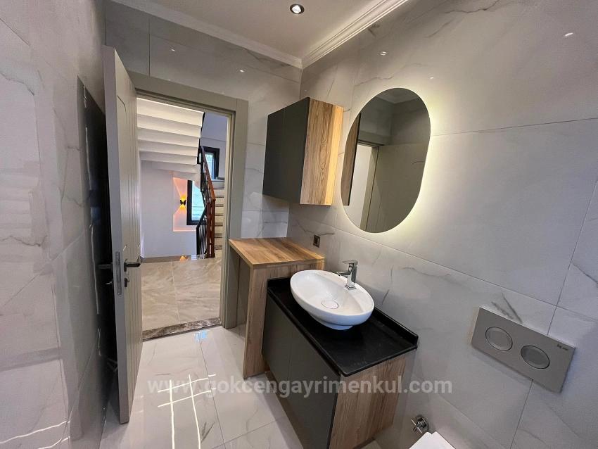 Gümüldür Bölgesinde Denize 350Mt Mesafe'de Yerden Isıtmalı 3+1 Villa!!