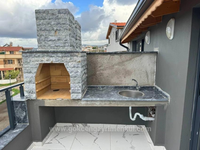 Özdere Ortamahalle Bölgesinde Denize 300Mt Mesafe'de Otoparklı Villa!!!!