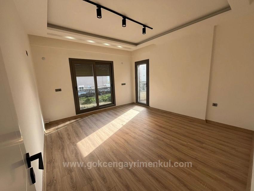 Özdere Gümüldür Bölgesinde Denize 400Mt 3+1 Otoparklı Bahçeli Villa!!!!