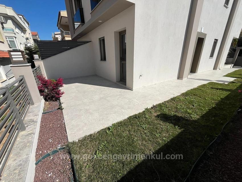 Özdere Ortamahalle Merkez'de Denize 350Mt Mesafe'de Villa !!!