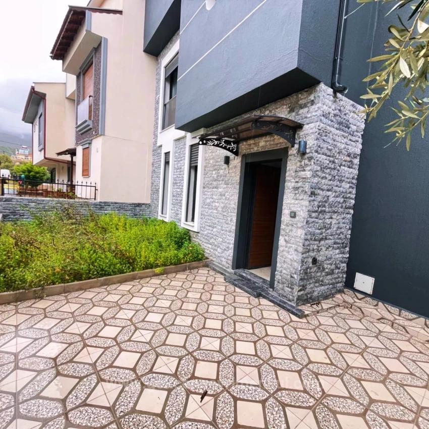 Özdere Ortamahalle Bölgesinde Denize 100Mt Mesafe'de 3+1 Müstakil Villa!!!!