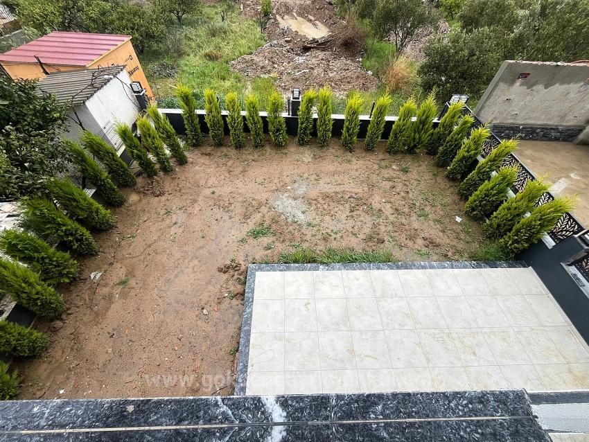 Gümüldür Bölgesinde Denize 500Mt Mesafe'de 3+1 Villa !!!!