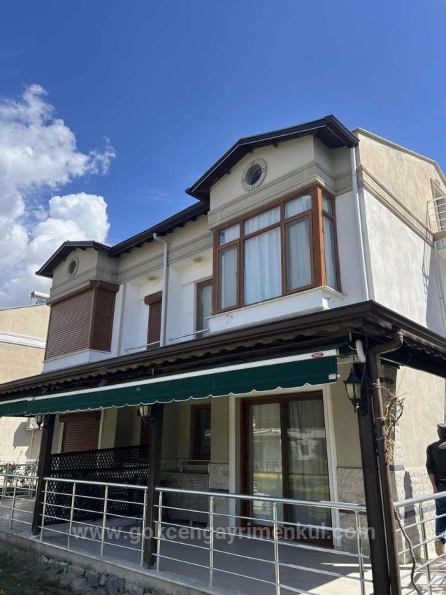 Gümüldür'de Denize Sıfır Havuzlu Site İçerisinde 3+1 Villa !!!