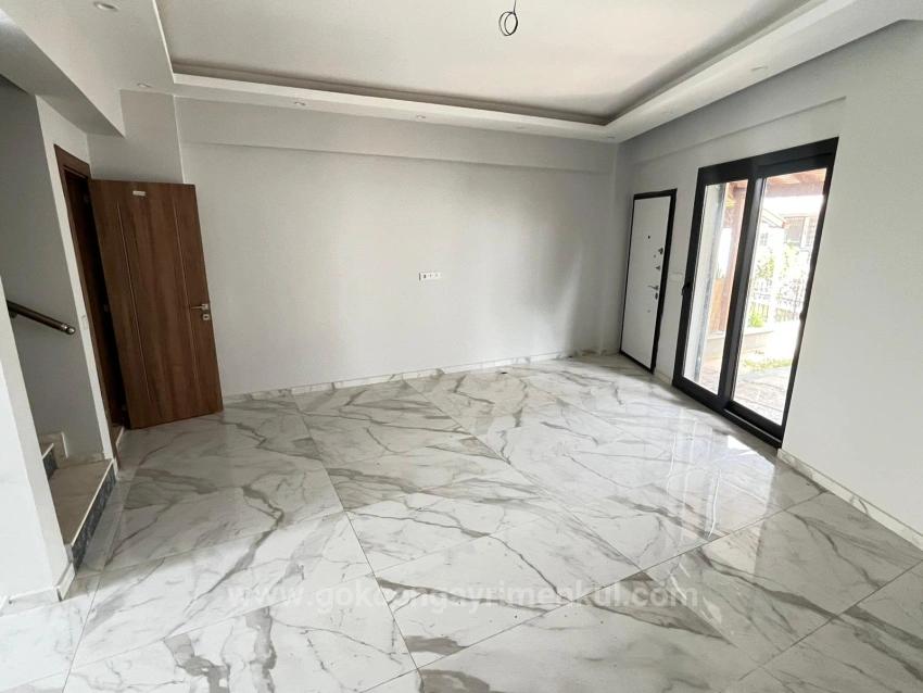 Özdere Ortamahalle Merkez'de Denize 50Mt Mesafe'de 4+1 Villa !!!!