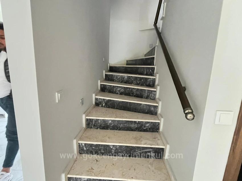 Özdere Ortamahalle Merkez'de Denize 50Mt Mesafe'de 4+1 Villa !!!!