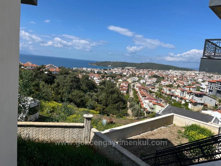 Özdere Çukuraltı Merkez'de Zeminden Full Deniz Manzaralı Villa!!!!