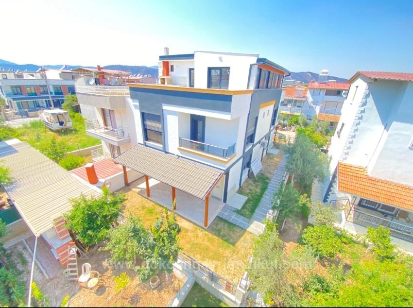 Seferihisar Doğanbey Payamlı Mah. Satılık 3+1 Villa - 200 m²