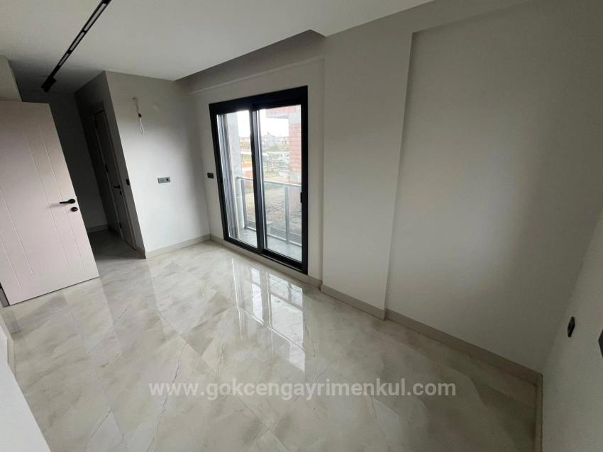 Gümüldür Bölgesinde Denize 300Mt 3+1 Geniş Bahçeli Villa!!!!