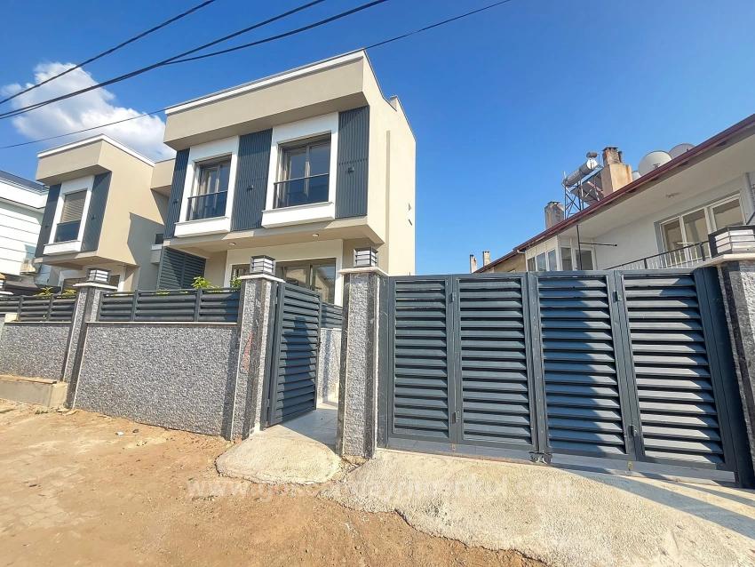 Özdere Ortamahalle Merkez'de Otoparklı Geniş Ferah 3+1 Lüx Villa!!!