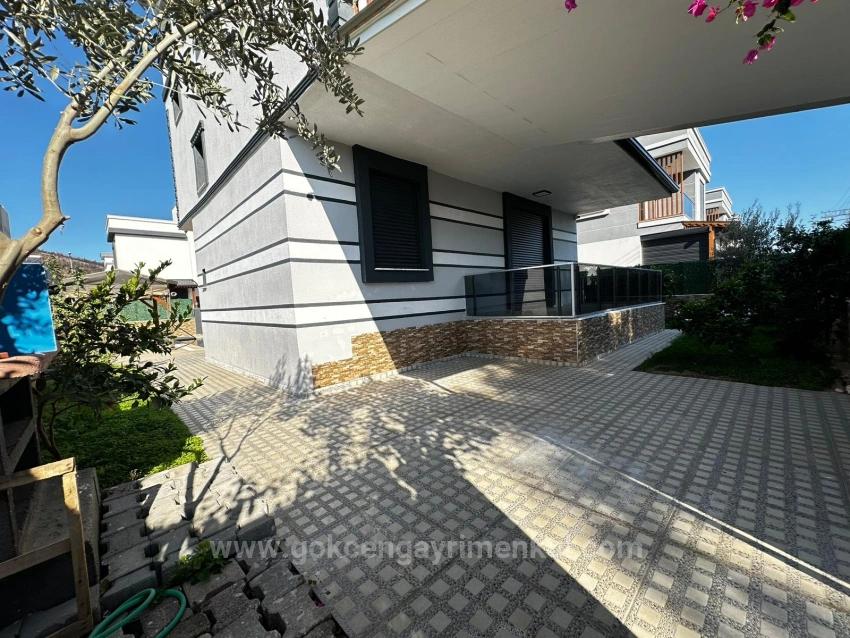 Seferihisar Doğanbey Bölgesin'de Tek Müstakil Havuzlu Villa!!!