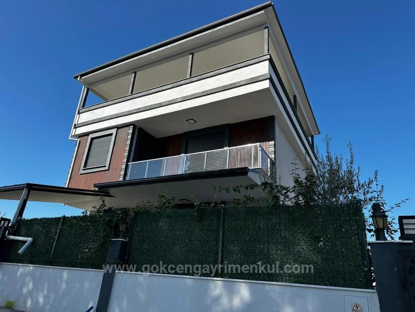 Seferihisar Doğanbey Bölgesin'de Tek Müstakil Havuzlu Villa!!!