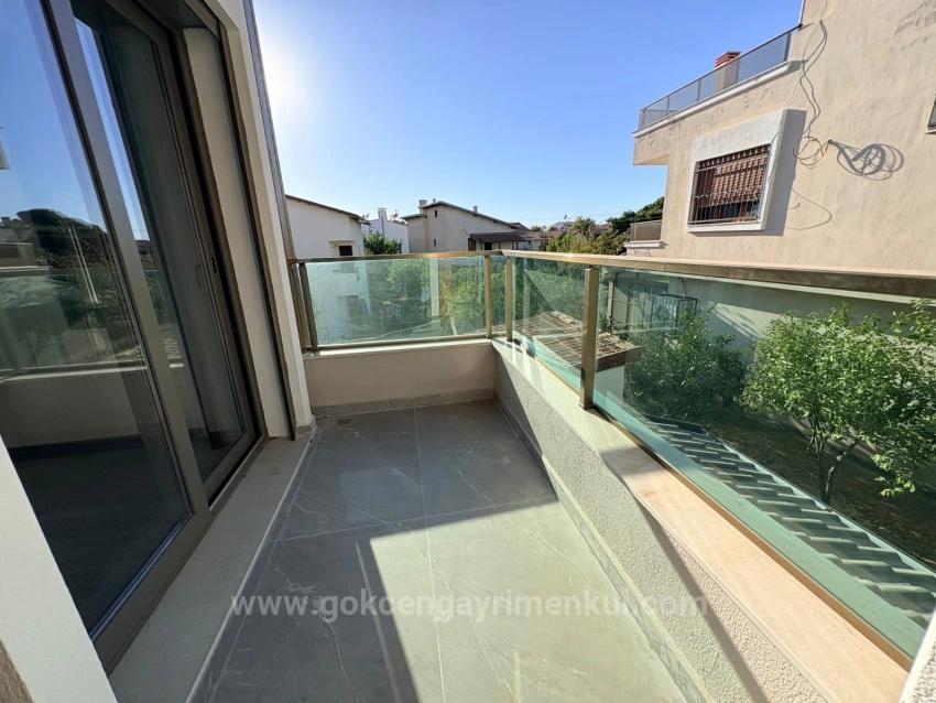 Özdere Çukuraltı Bölgesin'de Denize 80Mt Mesafe'de 3+1 Villa !!!