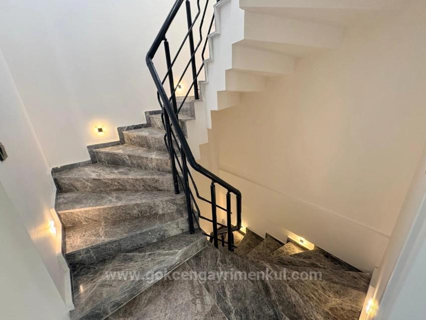 Özdere Çukuraltı Bölgesin'de Denize 80Mt Mesafe'de 3+1 Villa !!!