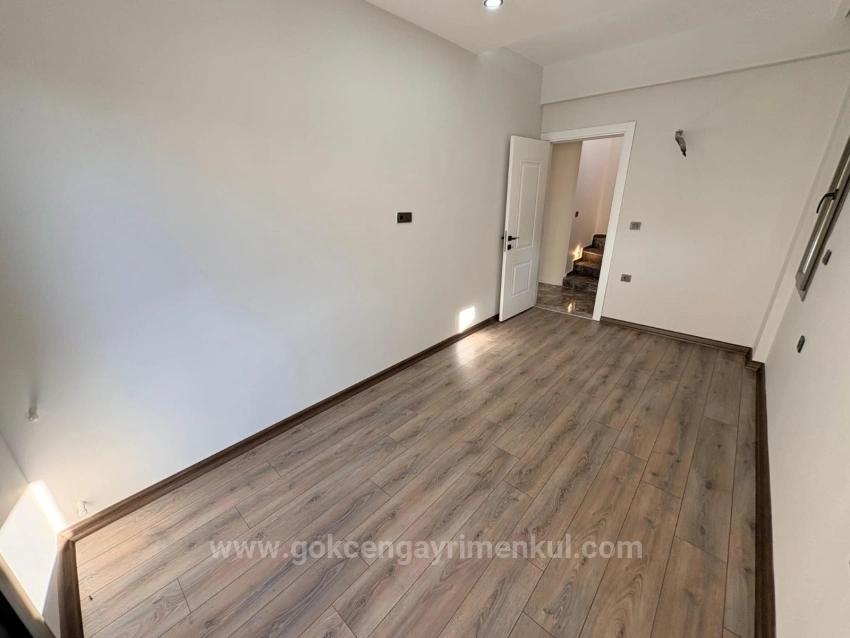 Özdere Çukuraltı Bölgesin'de Denize 80Mt Mesafe'de 3+1 Villa !!!