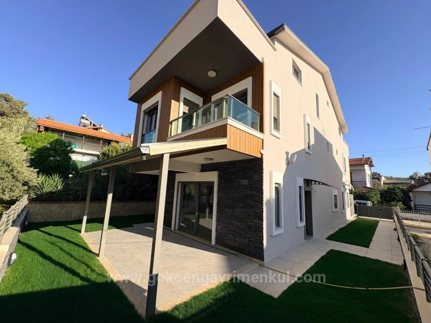 Özdere Çukuraltı Bölgesin'de Denize 80Mt Mesafe'de 3+1 Villa !!!