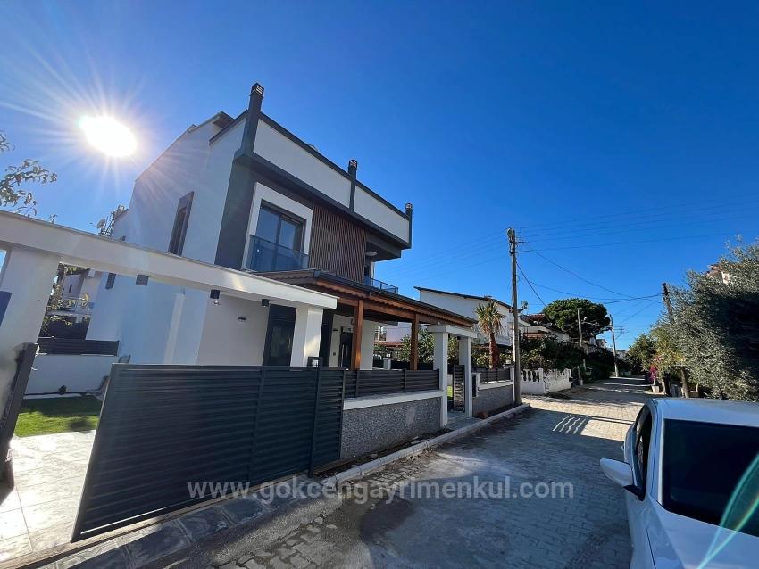 Özdere Ortamahalle Merkez'de Denize 50Mt Mesafe'de 3+1 Köşe Villa!!!